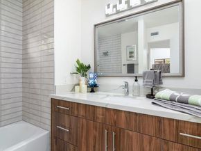 6105 Avenida Chamnez, La Jolla (san Diego) CA 92037
