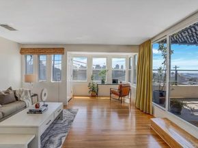 2204 Albatross Street, San Diego CA 92101