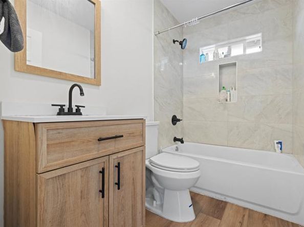 4951 Genesee Avenue, San Diego CA 92117