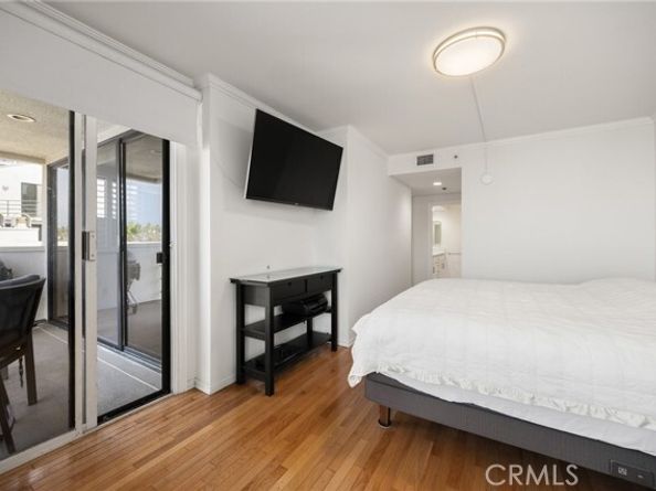 2960 Neilson Way 301, Santa Monica CA 90405