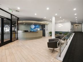 2960 Neilson Way 301, Santa Monica CA 90405