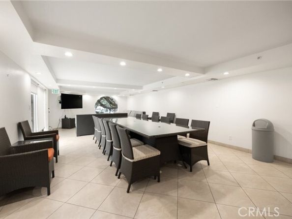 2960 Neilson Way 301, Santa Monica CA 90405