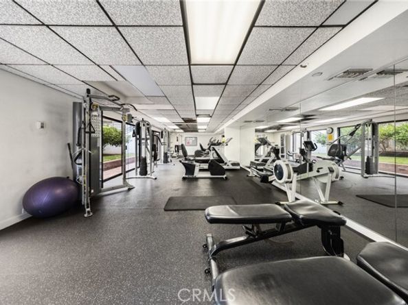 2960 Neilson Way 301, Santa Monica CA 90405