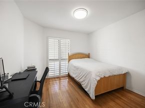 2960 Neilson Way 301, Santa Monica CA 90405