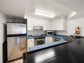 2960 Neilson Way 301, Santa Monica CA 90405