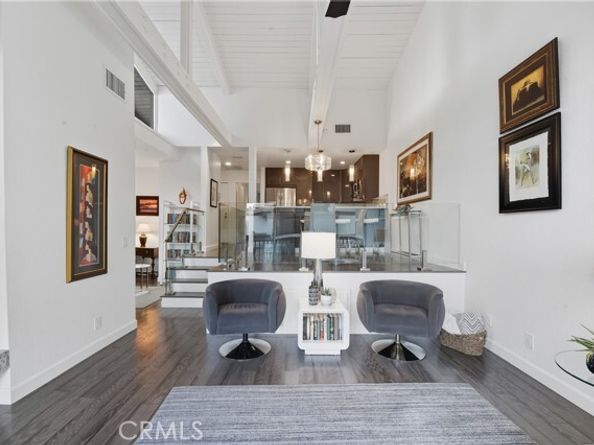 7327 Marina Pacifica, Long Beach CA 90803