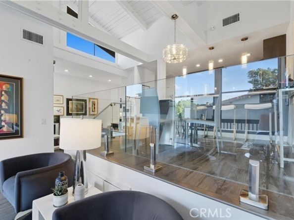 7327 Marina Pacifica, Long Beach CA 90803
