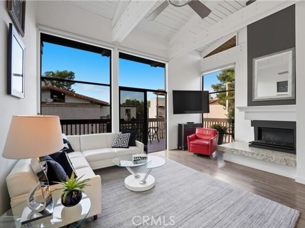 7327 Marina Pacifica, Long Beach CA 90803