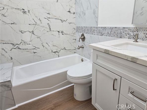 1738 E 4th 4, Long Beach CA 90802