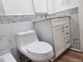 1738 E 4th 4, Long Beach CA 90802