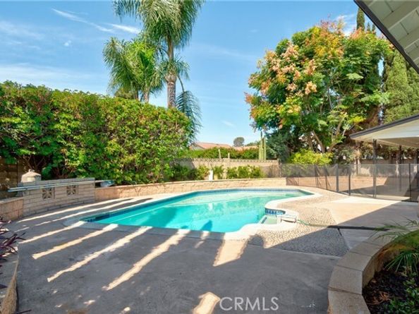 700 Yorba, Orange CA 92869