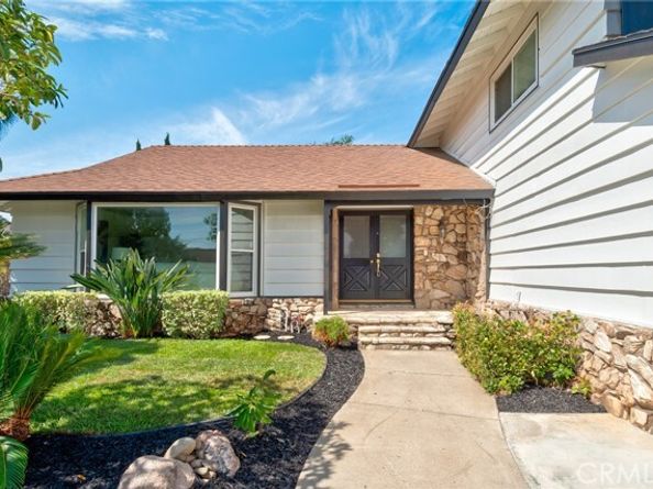 700 Yorba, Orange CA 92869