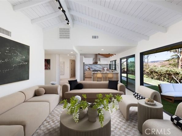 10141 Overhill Drive, Tustin CA 92705