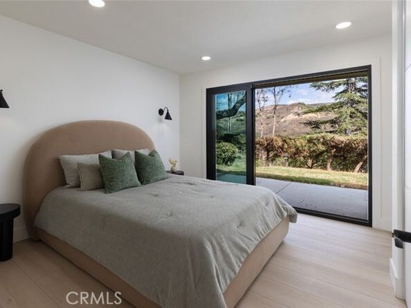 10141 Overhill Drive, Tustin CA 92705