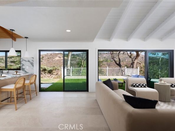 10141 Overhill Drive, Tustin CA 92705