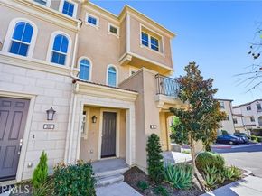 201 Mountain Sage, Lake Forest (el Toro) CA 92610