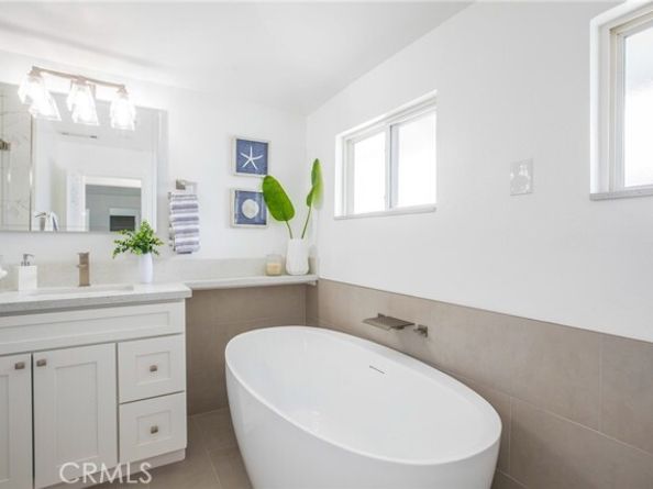 18672 Spaulding Avenue, Tustin CA 92705