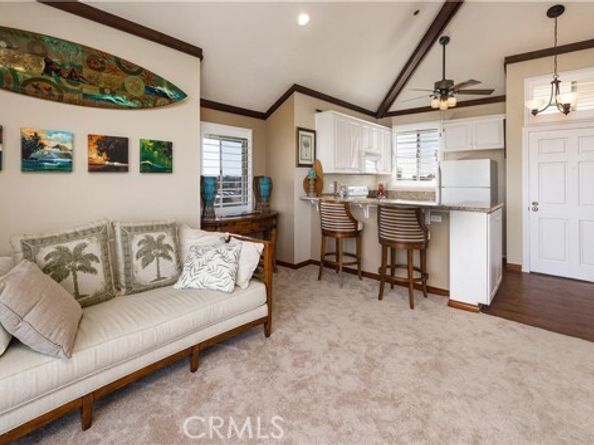 20331 Bluffside 411, Huntington Beach CA 92646
