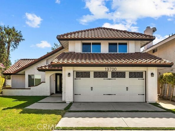 19700 Lull, Los Angeles CA 91306