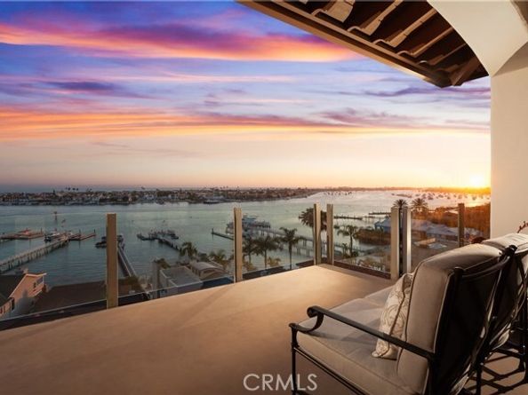 2301 Pacific Drive, Corona Del Mar (newport Beach) CA 92625