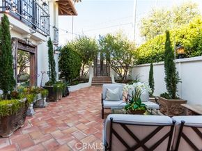 2301 Pacific Drive, Corona Del Mar (newport Beach) CA 92625