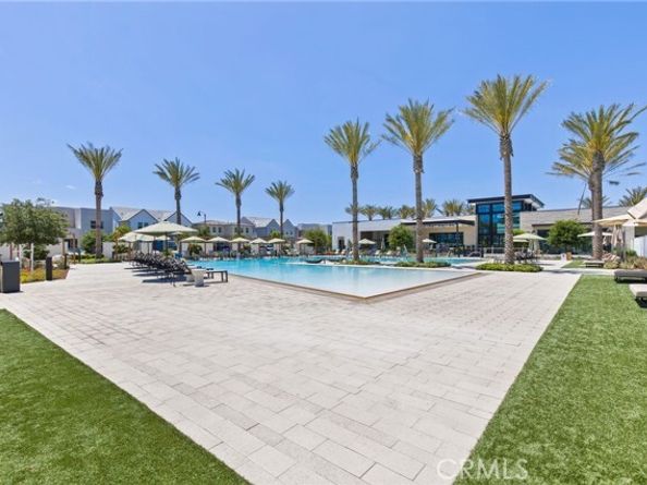 180 Paddlewheel, Lake Forest (el Toro) CA 92630