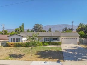 557 Black Hills Drive, Claremont CA 91711