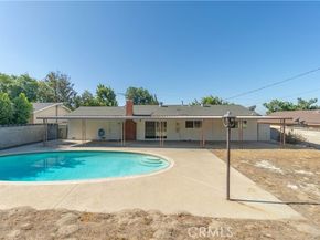 557 Black Hills Drive, Claremont CA 91711