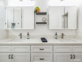 32 Carriage Drive, Lake Forest (el Toro) CA 92610