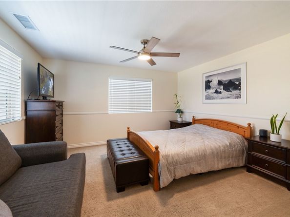 51 Rue Monet, Lake Forest (el Toro) CA 92610