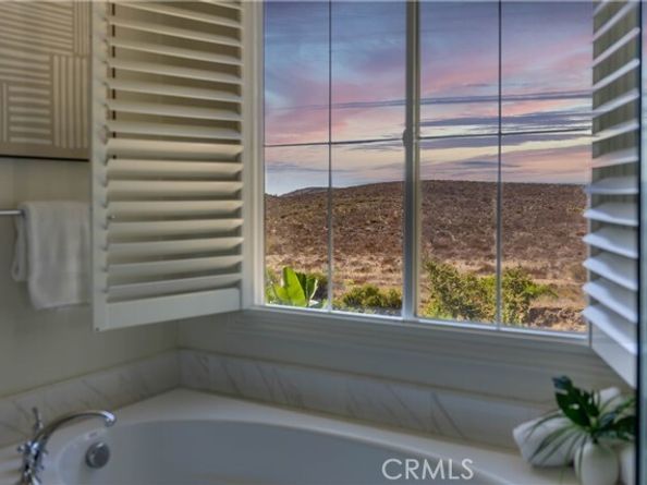 17 Heliotrope, Lake Forest (el Toro) CA 92630