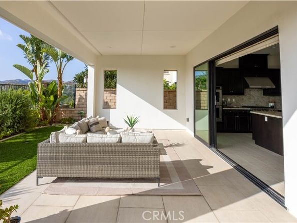 17 Heliotrope, Lake Forest (el Toro) CA 92630