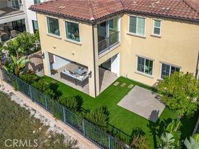 17 Heliotrope, Lake Forest (el Toro) CA 92630