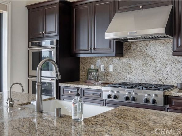 17 Heliotrope, Lake Forest (el Toro) CA 92630