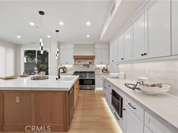 41 Long View Road, Laguna Hills CA 92679