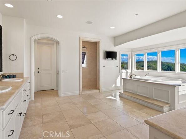 6 Windemere Court, Newport Coast CA 92657