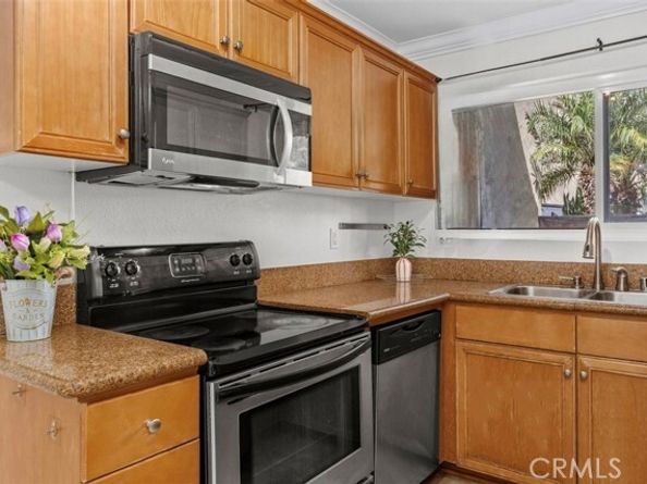 6750 Beadnell Way 3, San Diego CA 92117