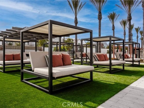 190 Paddlewheel, Lake Forest (el Toro) CA 92630