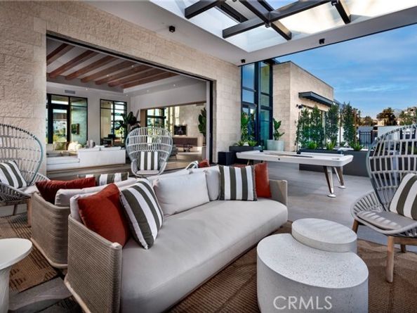190 Paddlewheel, Lake Forest (el Toro) CA 92630