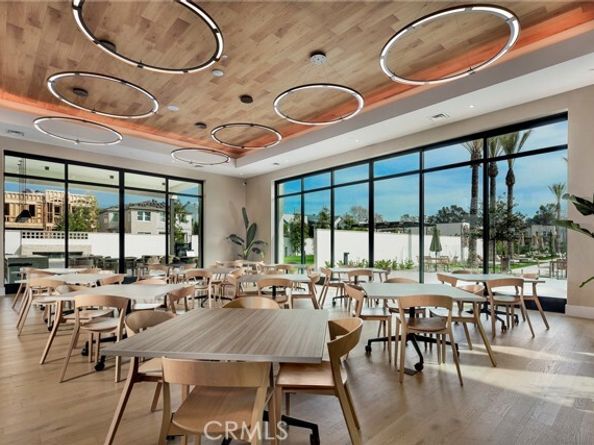 190 Paddlewheel, Lake Forest (el Toro) CA 92630