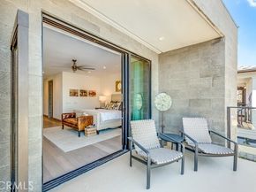 207 1st, Seal Beach CA 90740