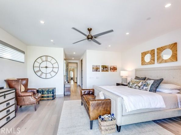 207 1st, Seal Beach CA 90740