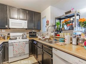 13100 Bromont Avenue 11, Sylmar (los Angeles) CA 91342