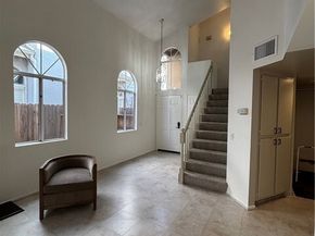 9213 Independence Way, North Hills (los Angeles) CA 91343