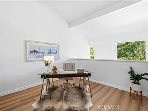 18130 Andrea Circle 4, Northridge (los Angeles) CA 91325