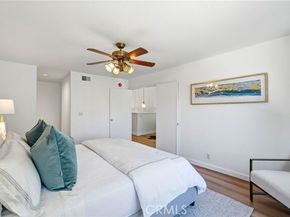 18130 Andrea Circle 4, Northridge (los Angeles) CA 91325