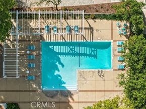 18130 Andrea Circle 4, Northridge (los Angeles) CA 91325