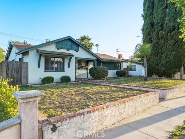 23442 Vanowen Street, West Hills (los Angeles) CA 91307