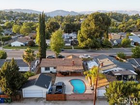 23442 Vanowen Street, West Hills (los Angeles) CA 91307