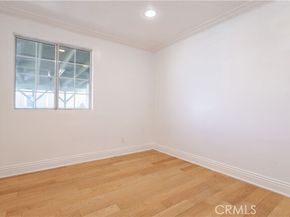 8855 Tyrone Avenue, Panorama City (los Angeles) CA 91402